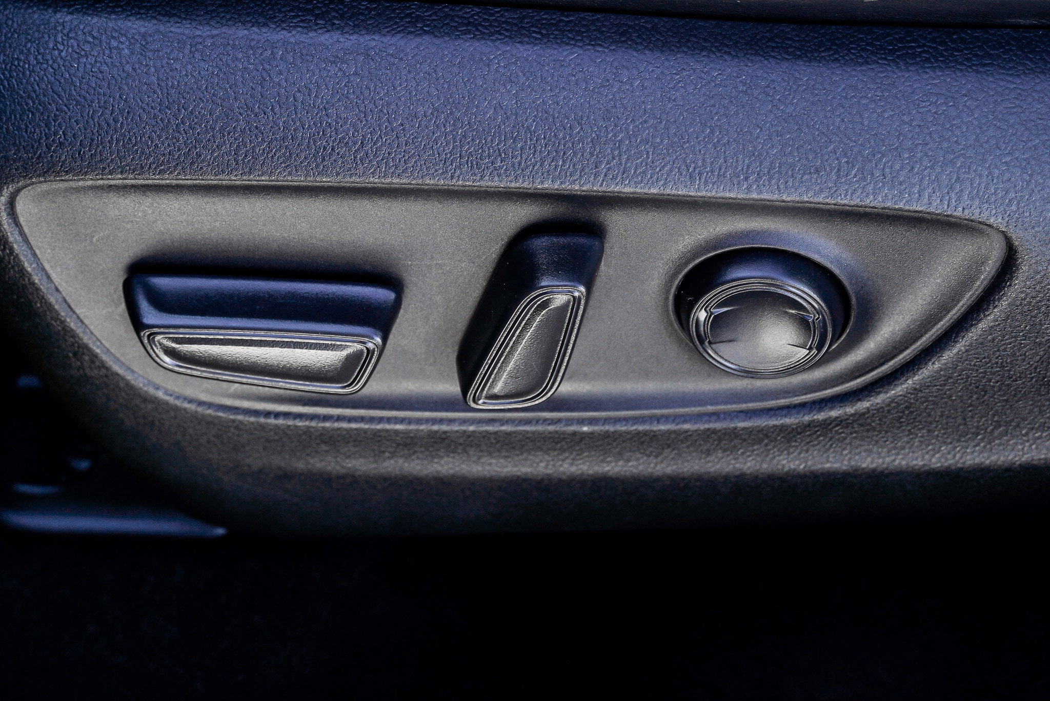 2024 Toyota RAV4 XLE Premium - Photo 17