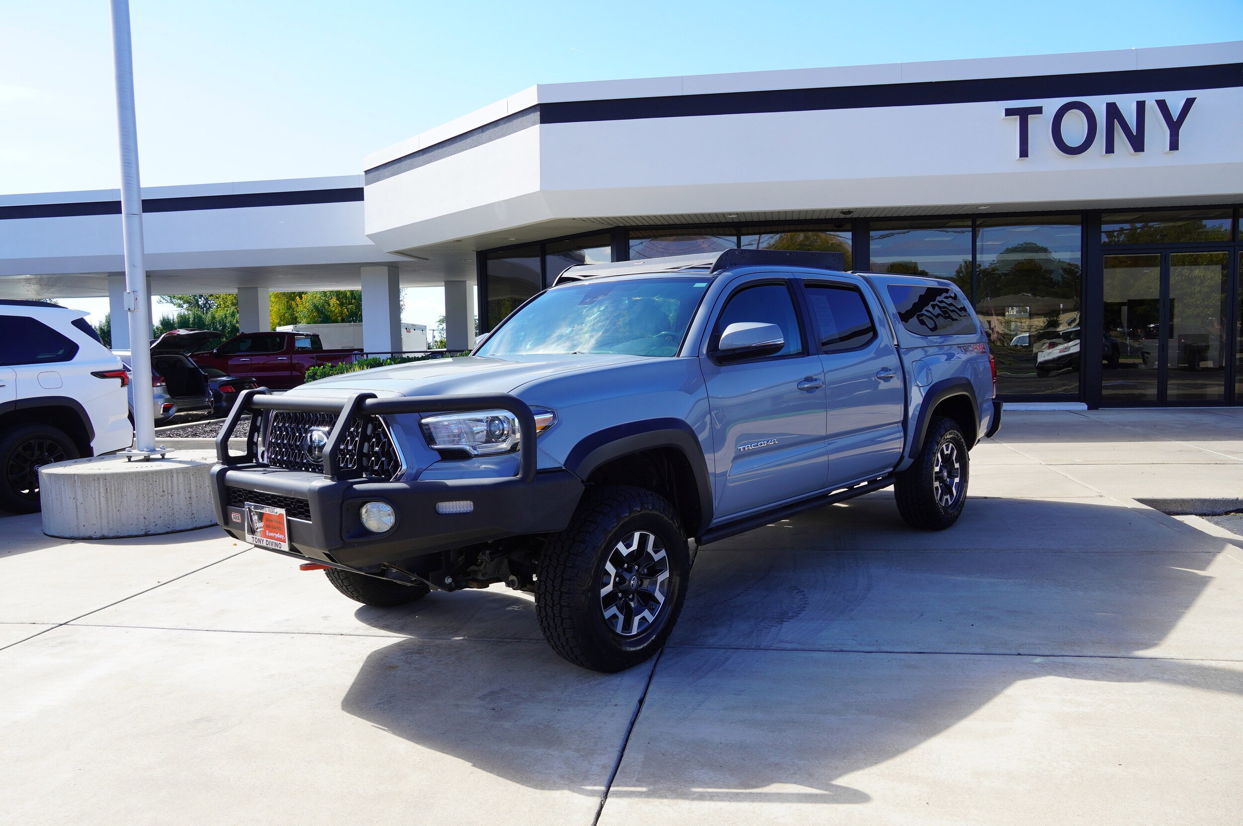 2018 Toyota Tacoma TRD Off-Road Double Cab photo 4