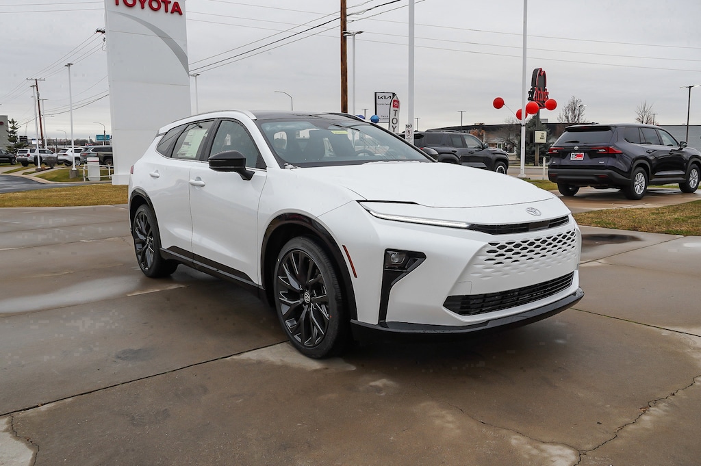 New 2025 Toyota Crown Signia Limited SUV