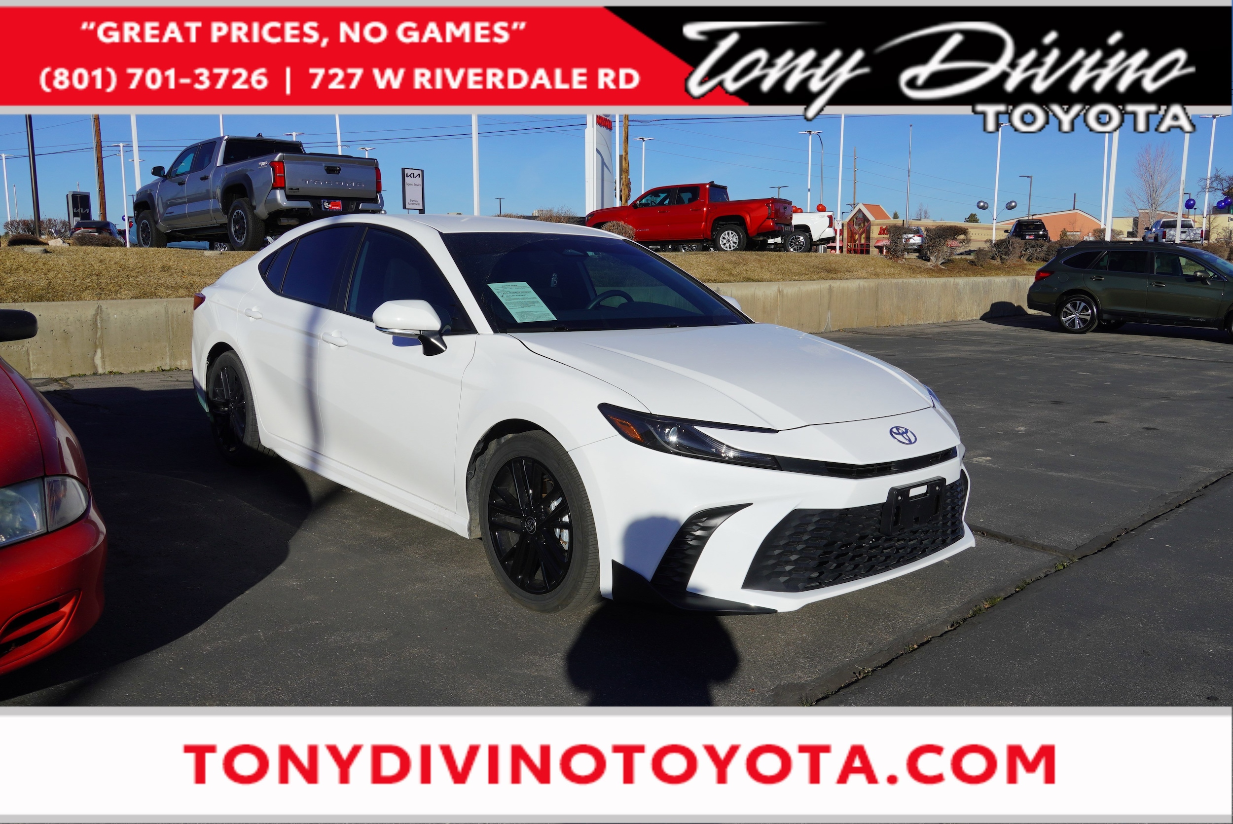 2025 Toyota Camry SE