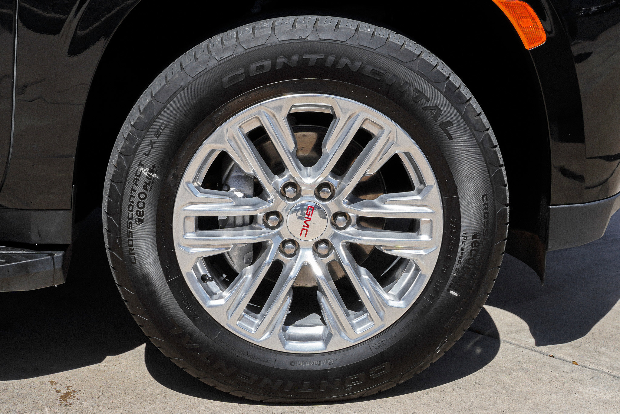 2024 GMC Yukon XL SLT - Photo 10