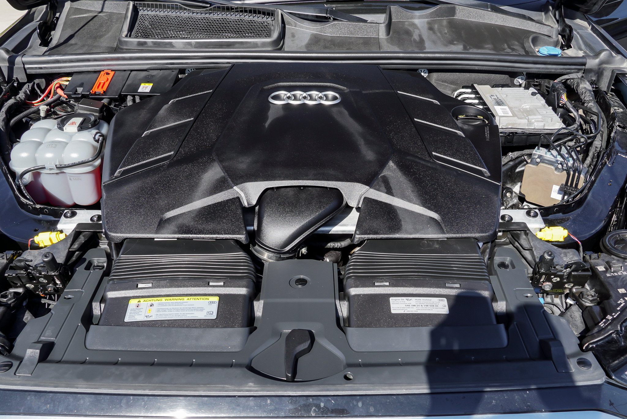 2020 Audi Q7 Premium Plus - Photo 16