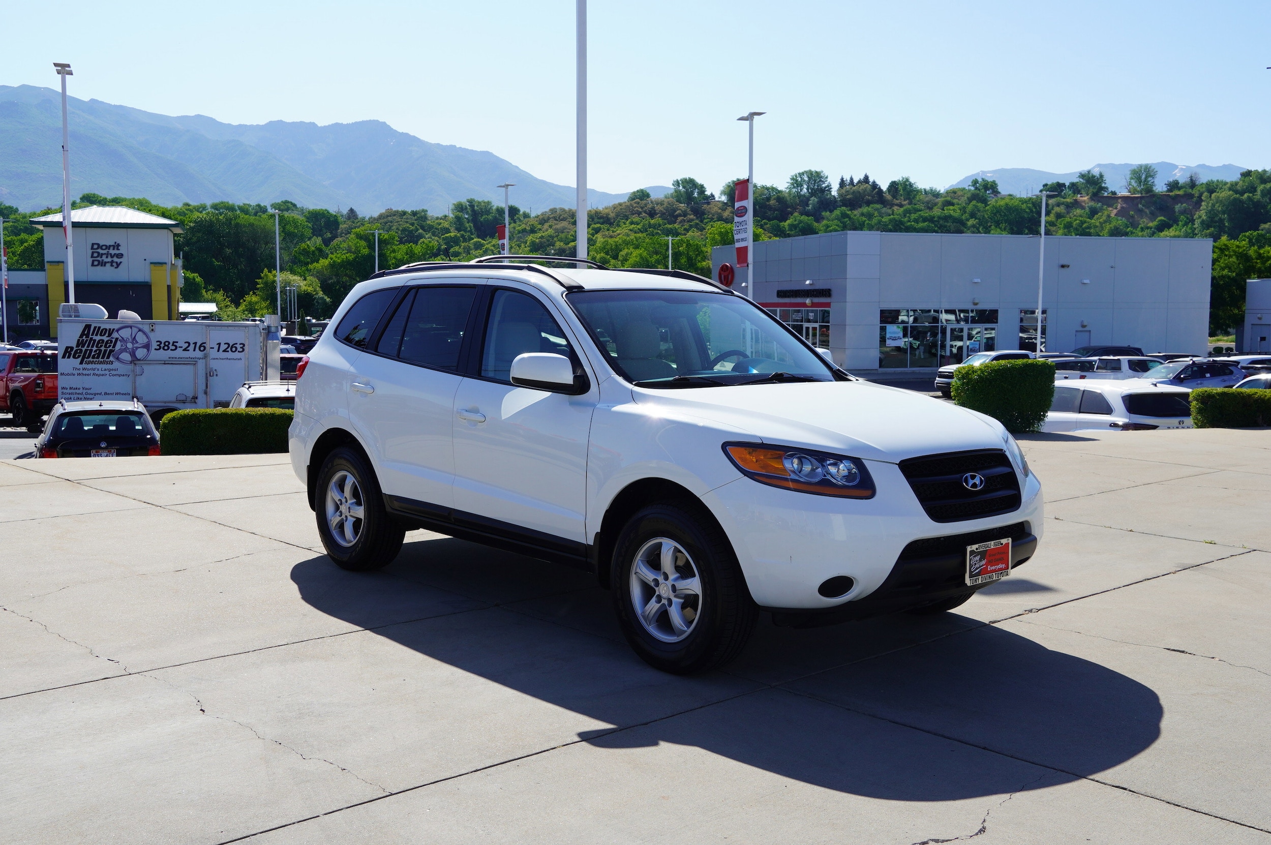 Used 2008 Hyundai Santa Fe GLS with VIN 5NMSG73D58H227997 for sale in Riverdale, UT