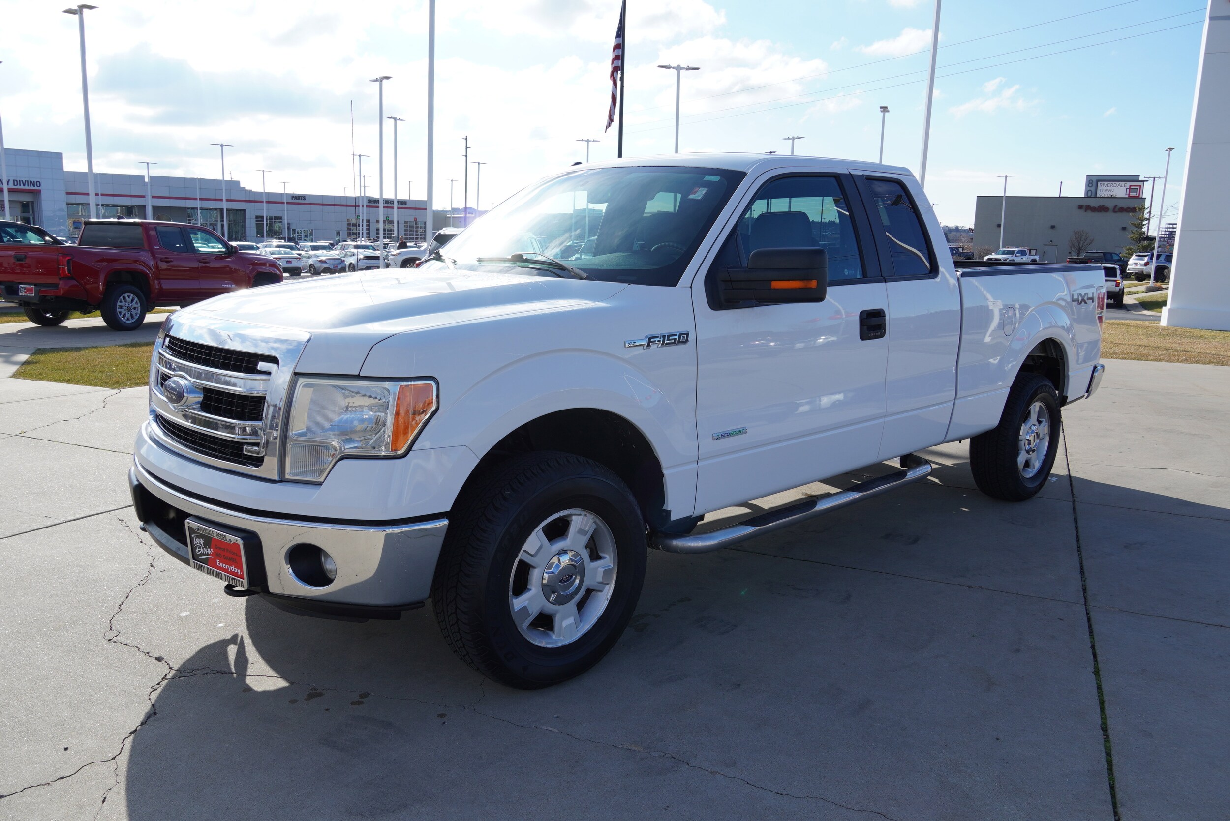 2013 Ford F-150 XLT photo 4