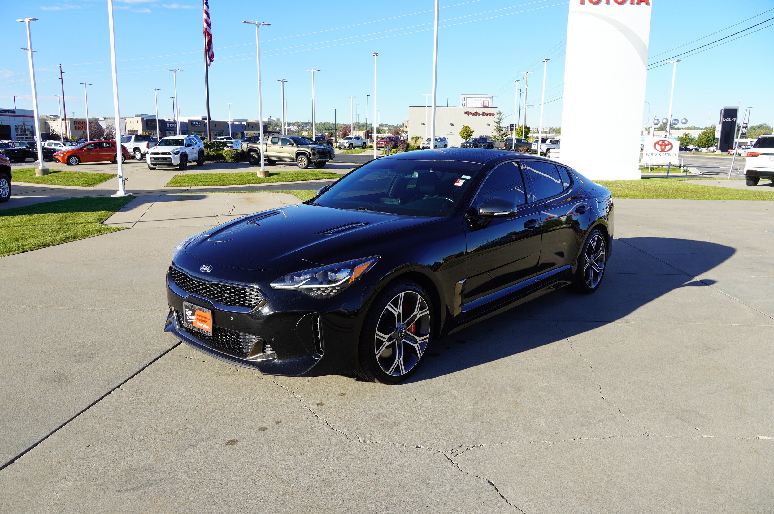 2020 Kia Stinger GT photo 3