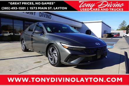 2025 Hyundai Elantra SEL Convenience Sedan