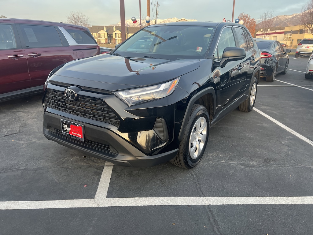 Used 2024 Toyota RAV4 LE SUV