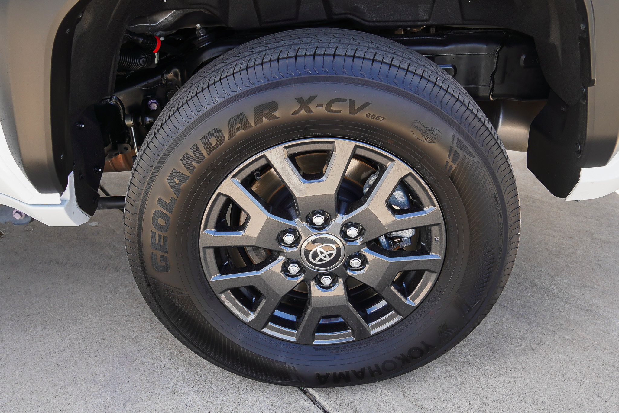 2025 Toyota 4Runner SR5 - Photo 13