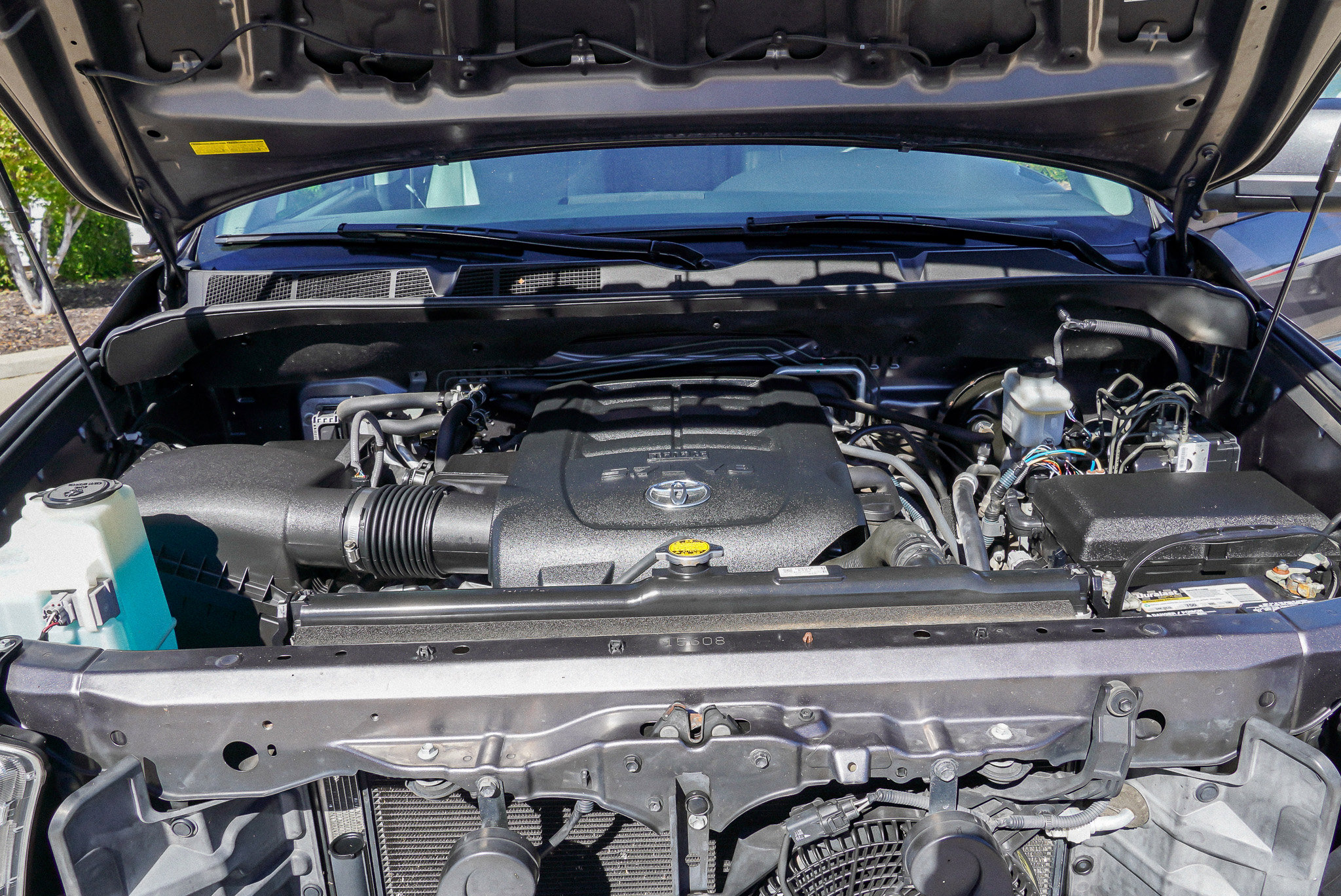 2016 Toyota Sequoia SR5 - Photo 15