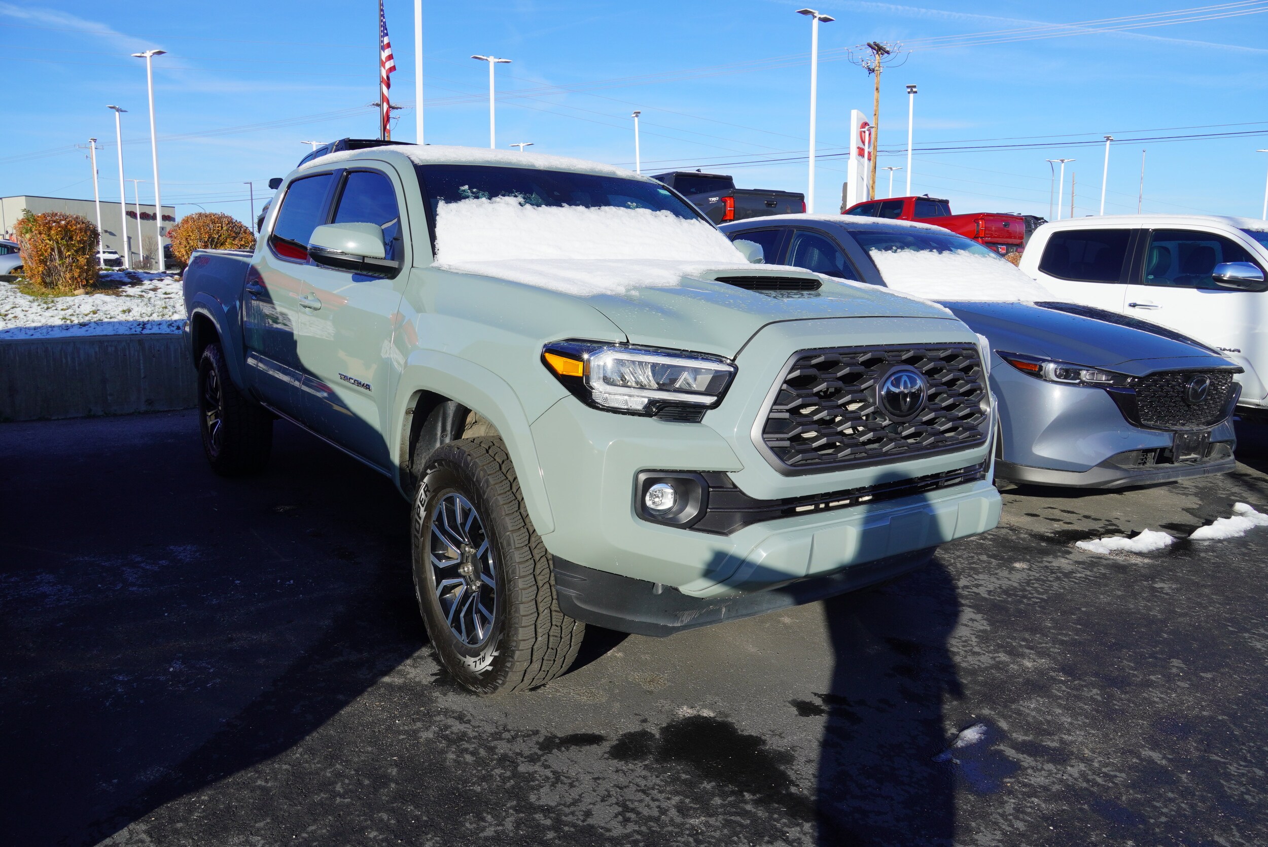 2023 Toyota Tacoma TRD Sport Double Cab photo 2