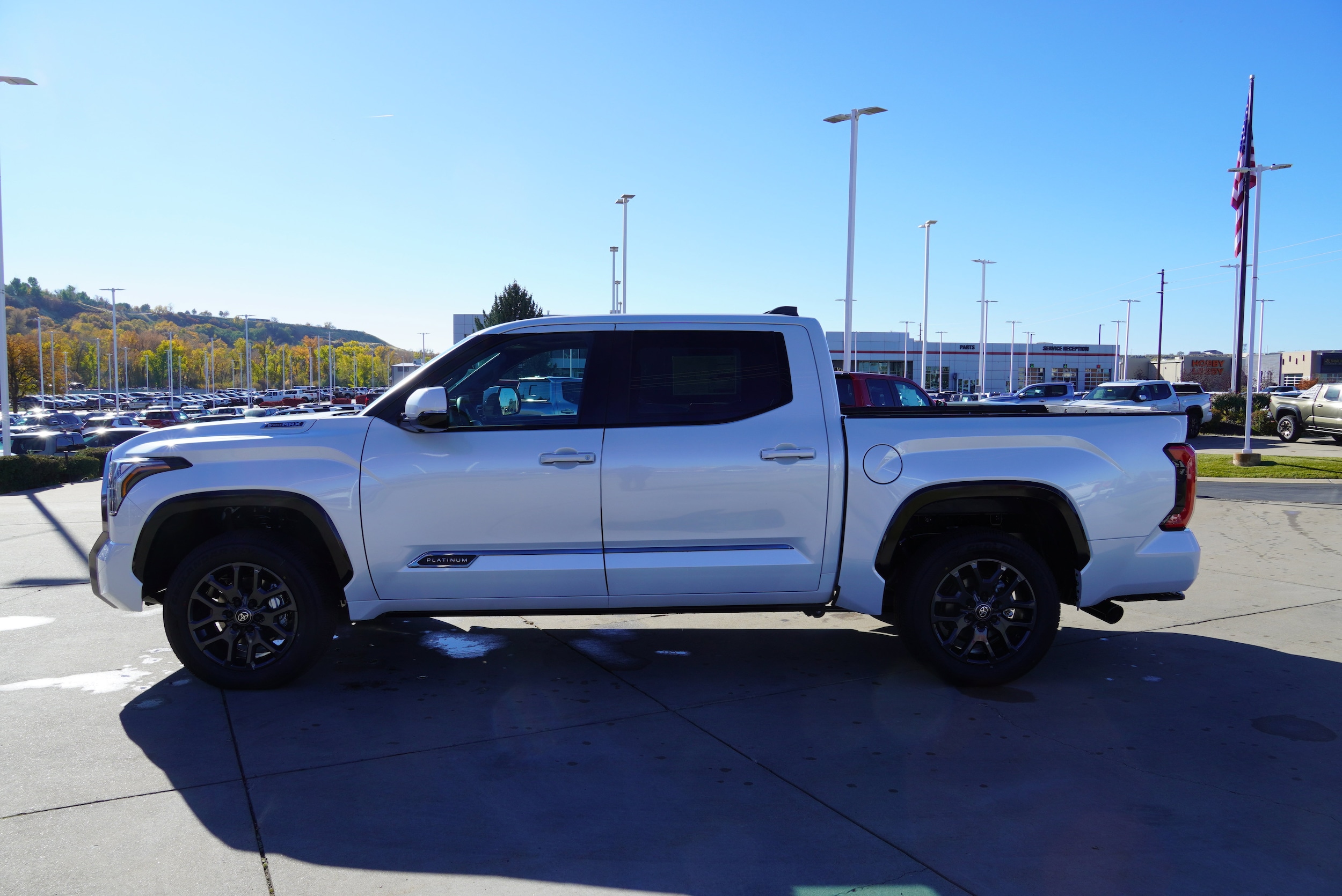 2026 Toyota Tundra Platinum - Photo 6