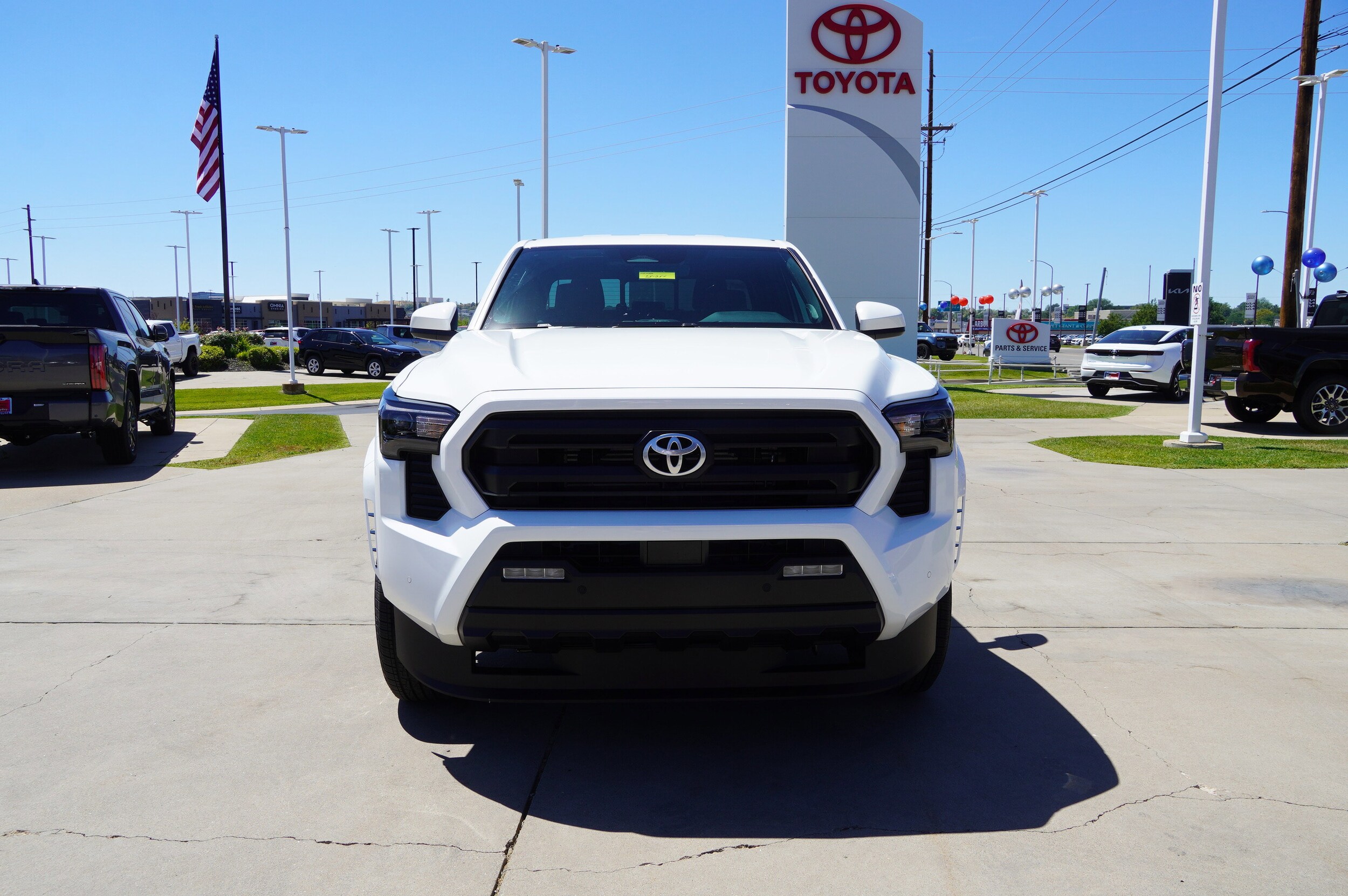 2025 Toyota Tacoma SR5 photo 3