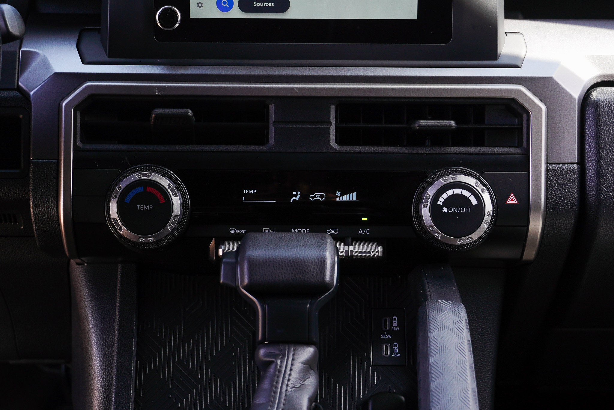 2025 Toyota 4Runner SR5 - Photo 36
