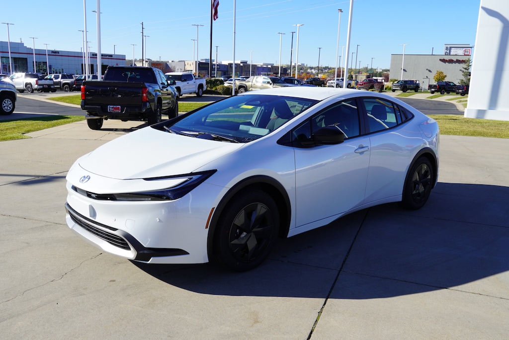 New 2026 Toyota Prius Plug-in Hybrid SE Hatchback
