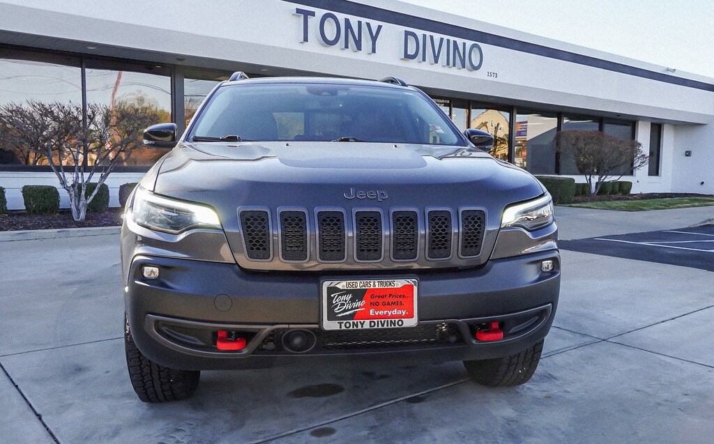 Used 2022 Jeep Cherokee Trailhawk SUV