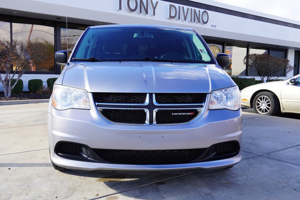 Used 2017 Dodge Grand Caravan SE Van