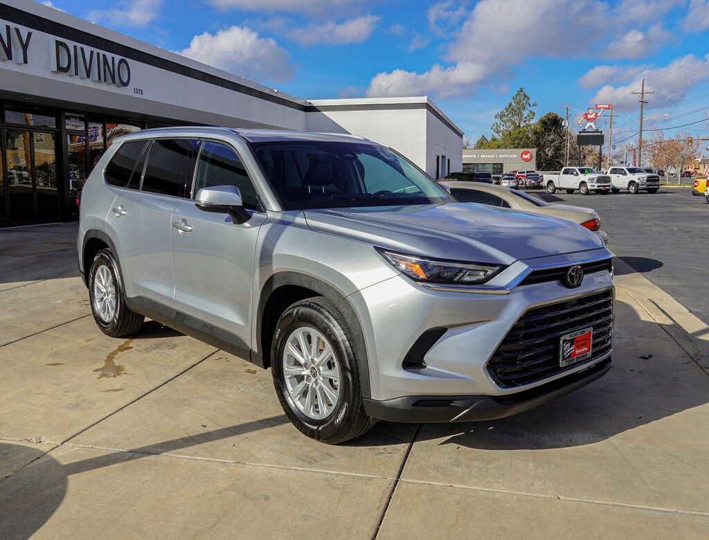 Used 2025 Toyota Grand Highlander XLE SUV