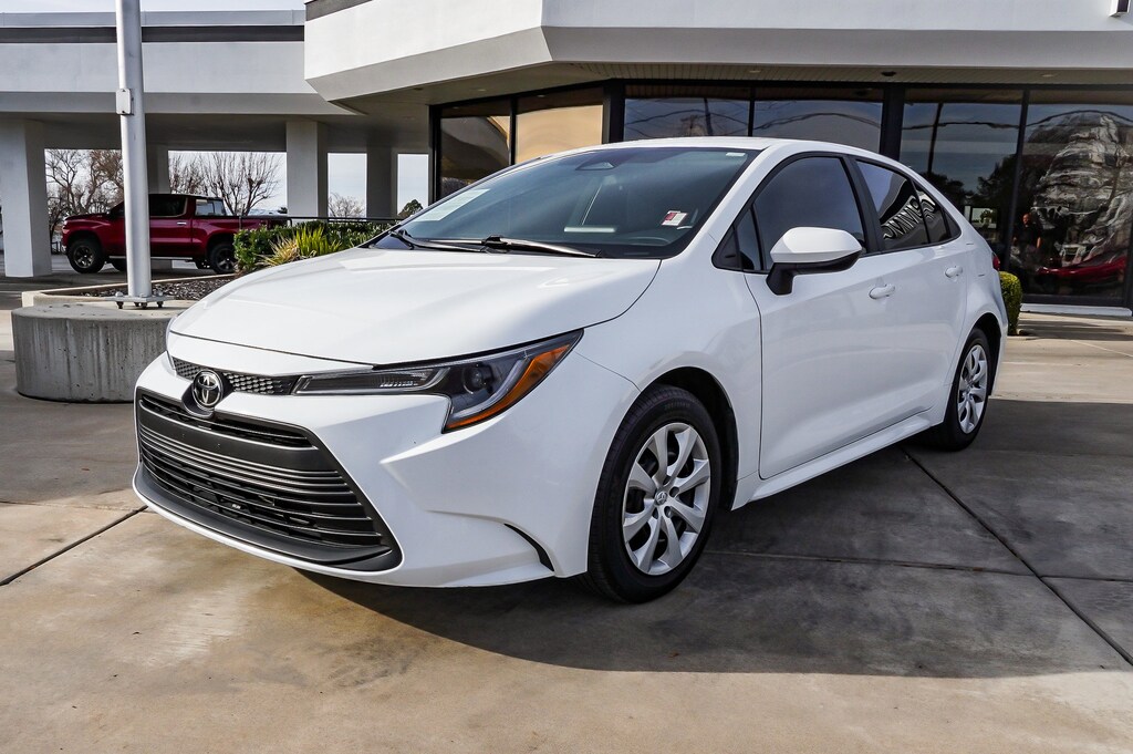 Used 2024 Toyota Corolla LE Sedan