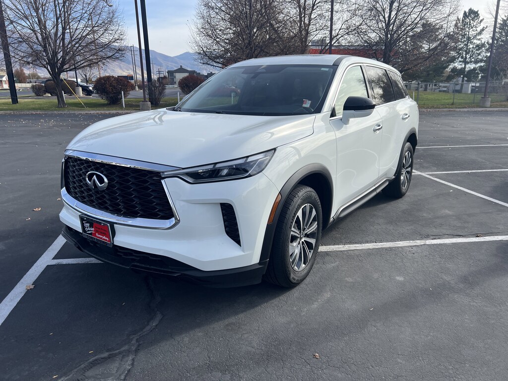 Used 2023 INFINITI QX60 PURE SUV