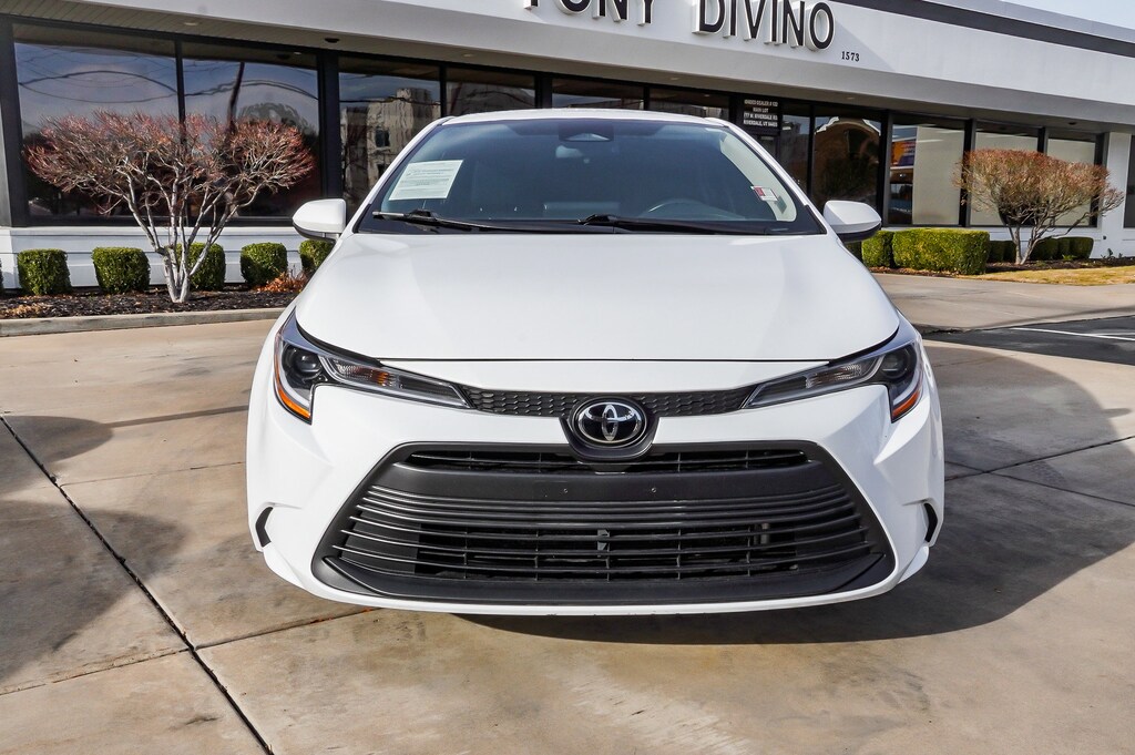 Used 2024 Toyota Corolla LE Sedan