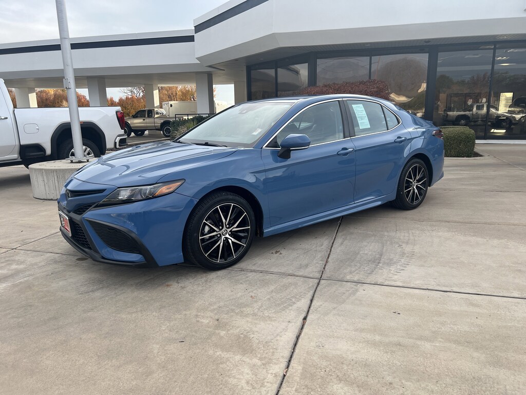 Used 2024 Toyota Camry SE Sedan