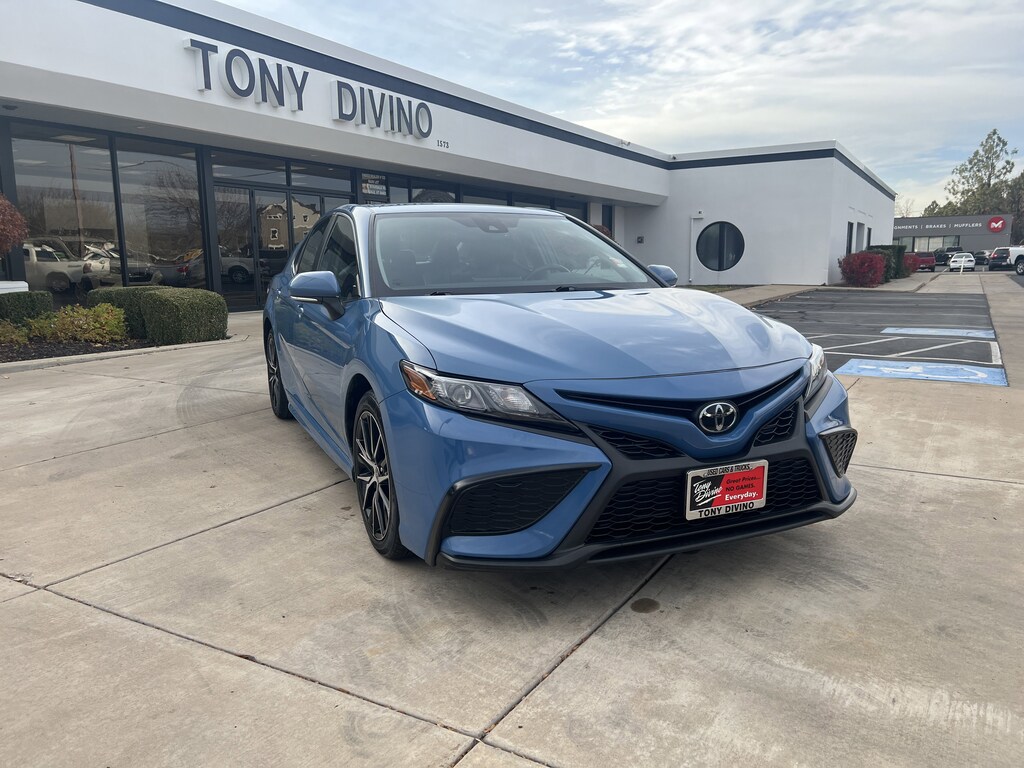 Used 2024 Toyota Camry SE Sedan