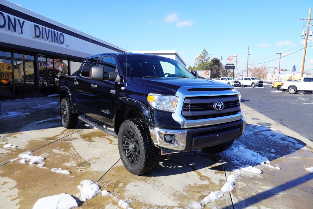 Used 2014 Toyota Tundra 4x4 SR5 5.7L V8 FFV 26 Truck Crew Max