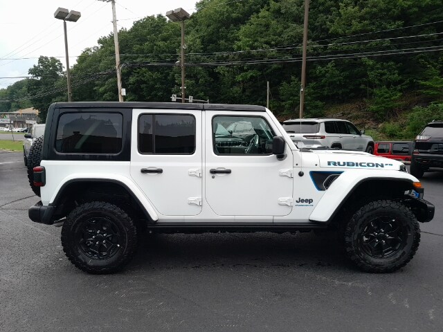 2023 Jeep Wrangler Rubicon 4xe Sport photo 4
