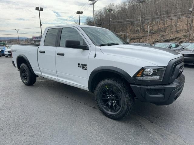 2024 Ram 1500 Classic Warlock photo 3