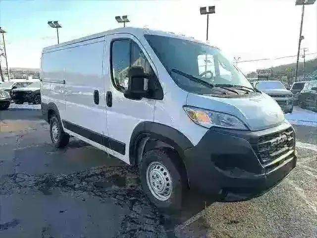 2025 Ram ProMaster 3500 photo 2