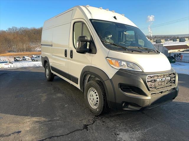 2025 Ram ProMaster 2500 photo 3