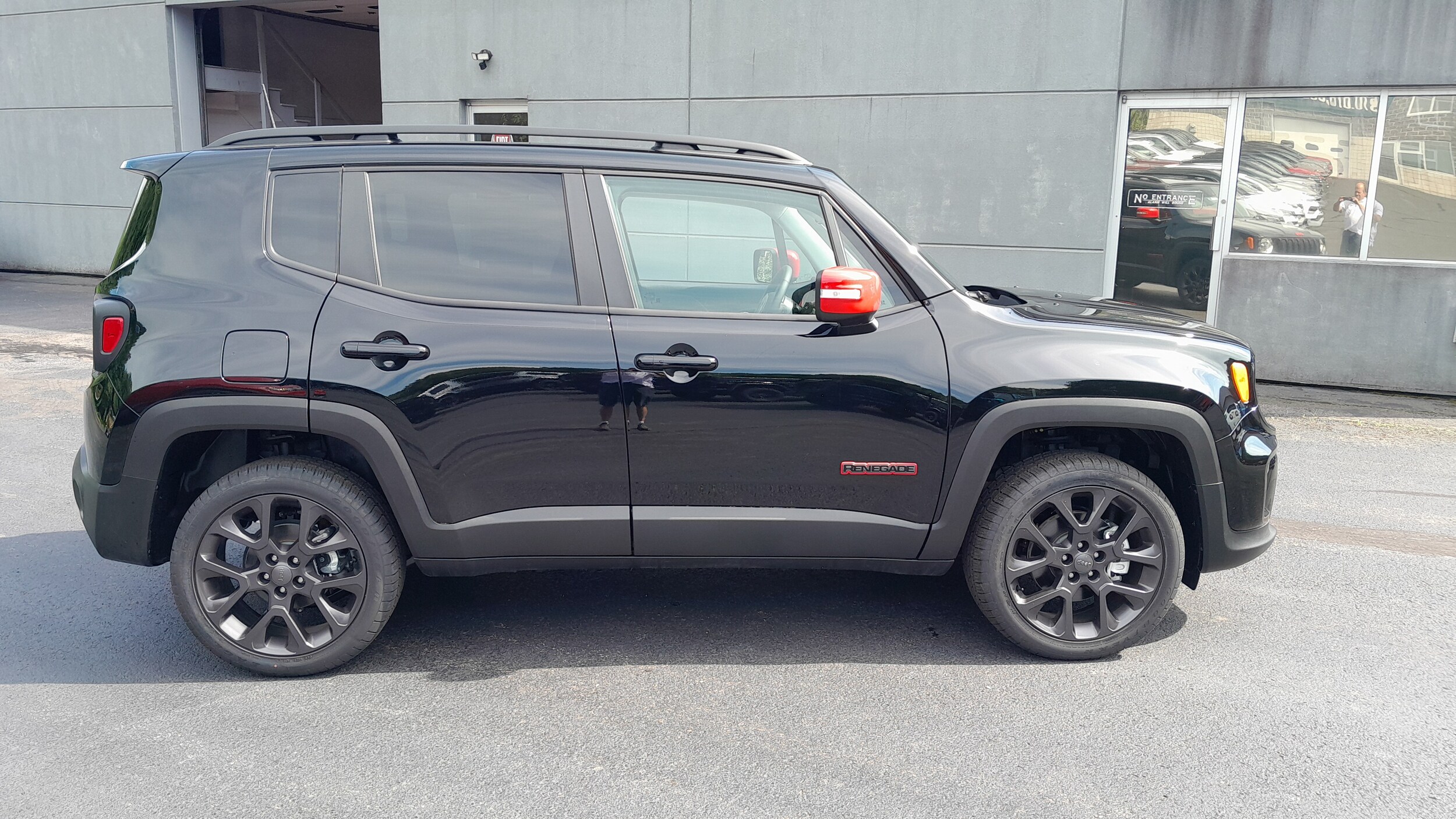 2023 Jeep Renegade Red Edition photo 4