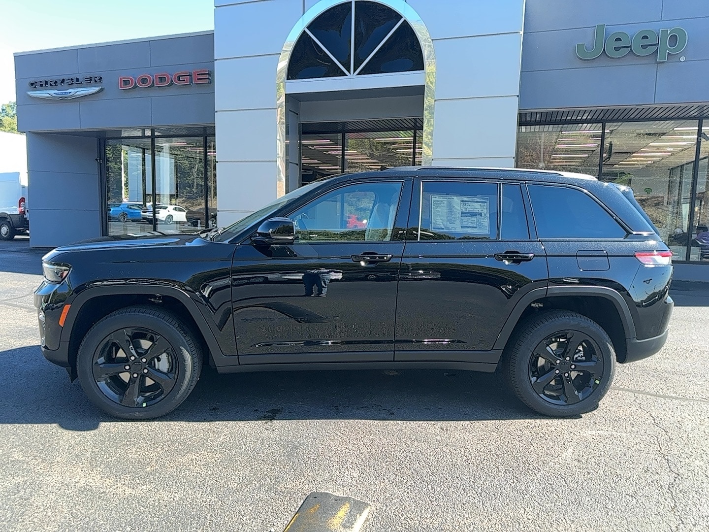 2025 Jeep Grand Cherokee Limited's photo