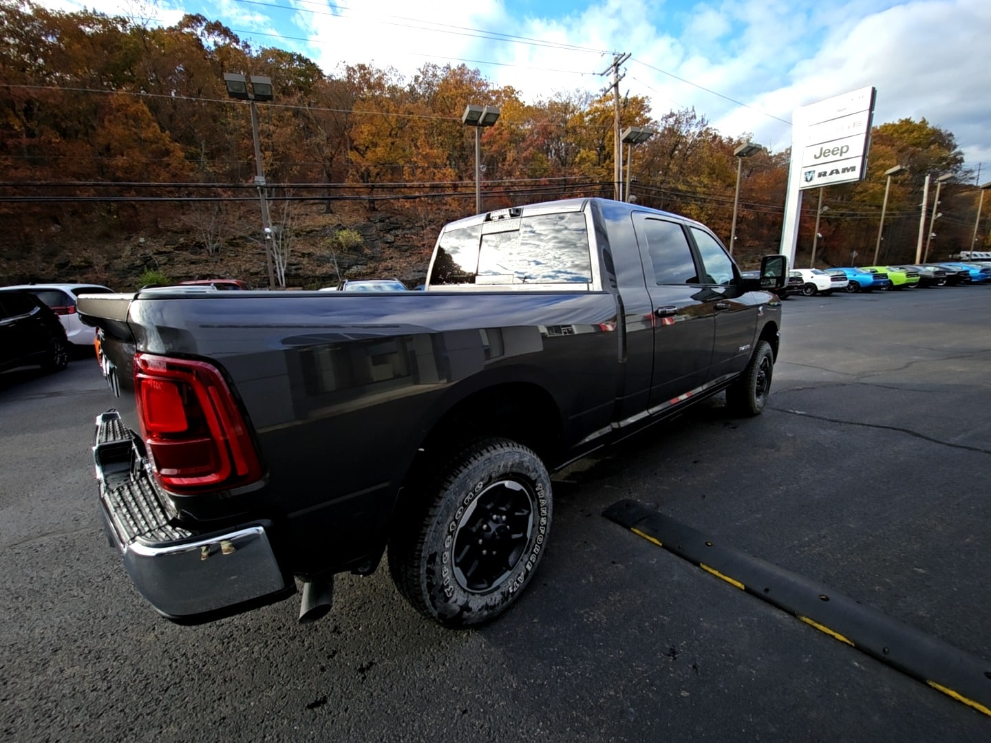 2025 RAM 2500 Laramie - Photo 6