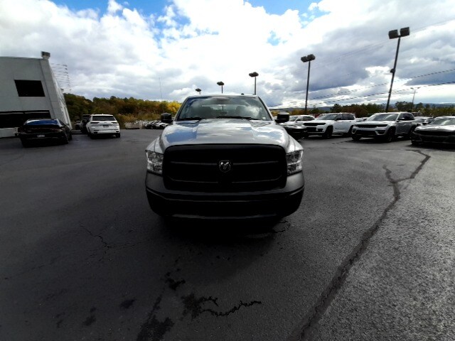 2023 Ram 1500 Classic Tradesman photo 2