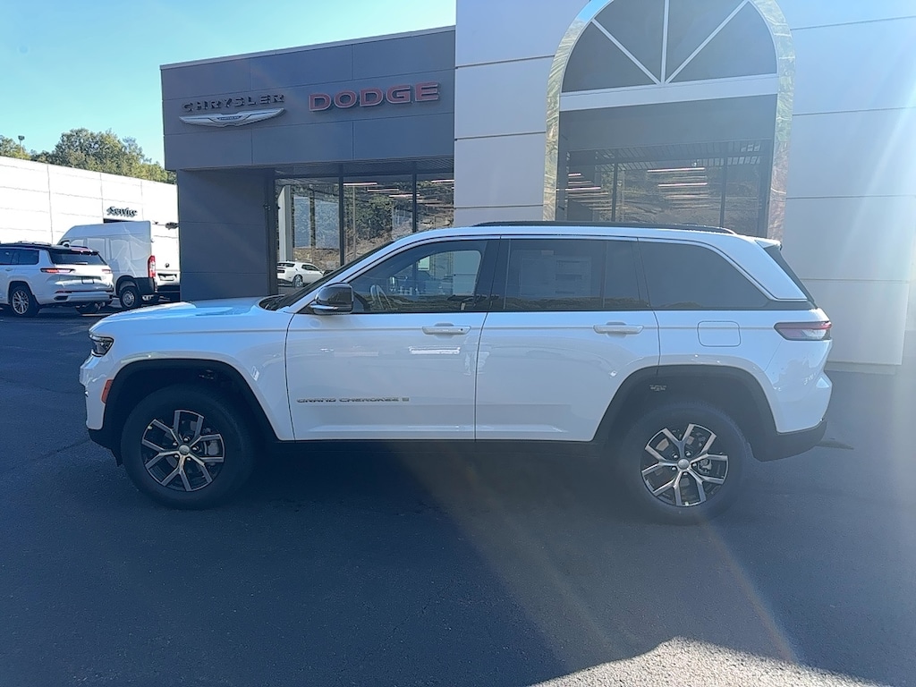 New 2025 Jeep Grand Cherokee Limited Sport Utility