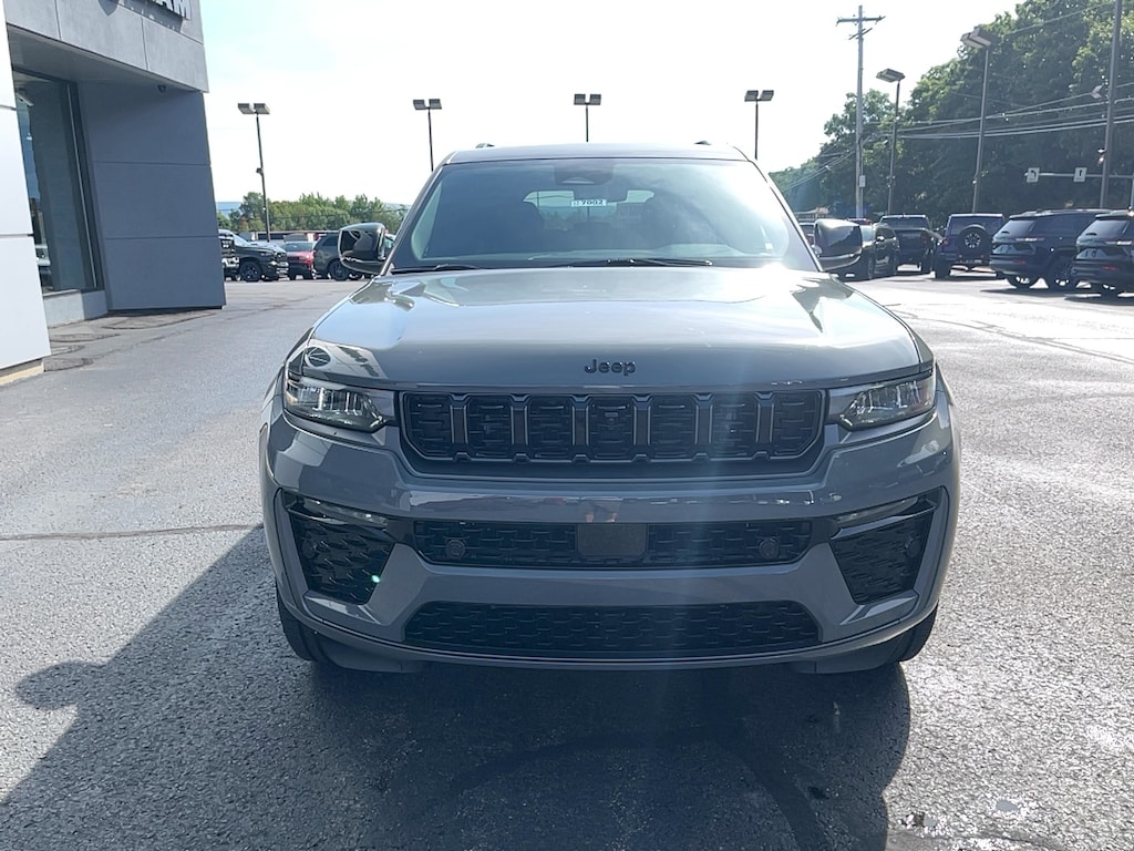 New 2027 Jeep Grand Cherokee Limited Sport Utility