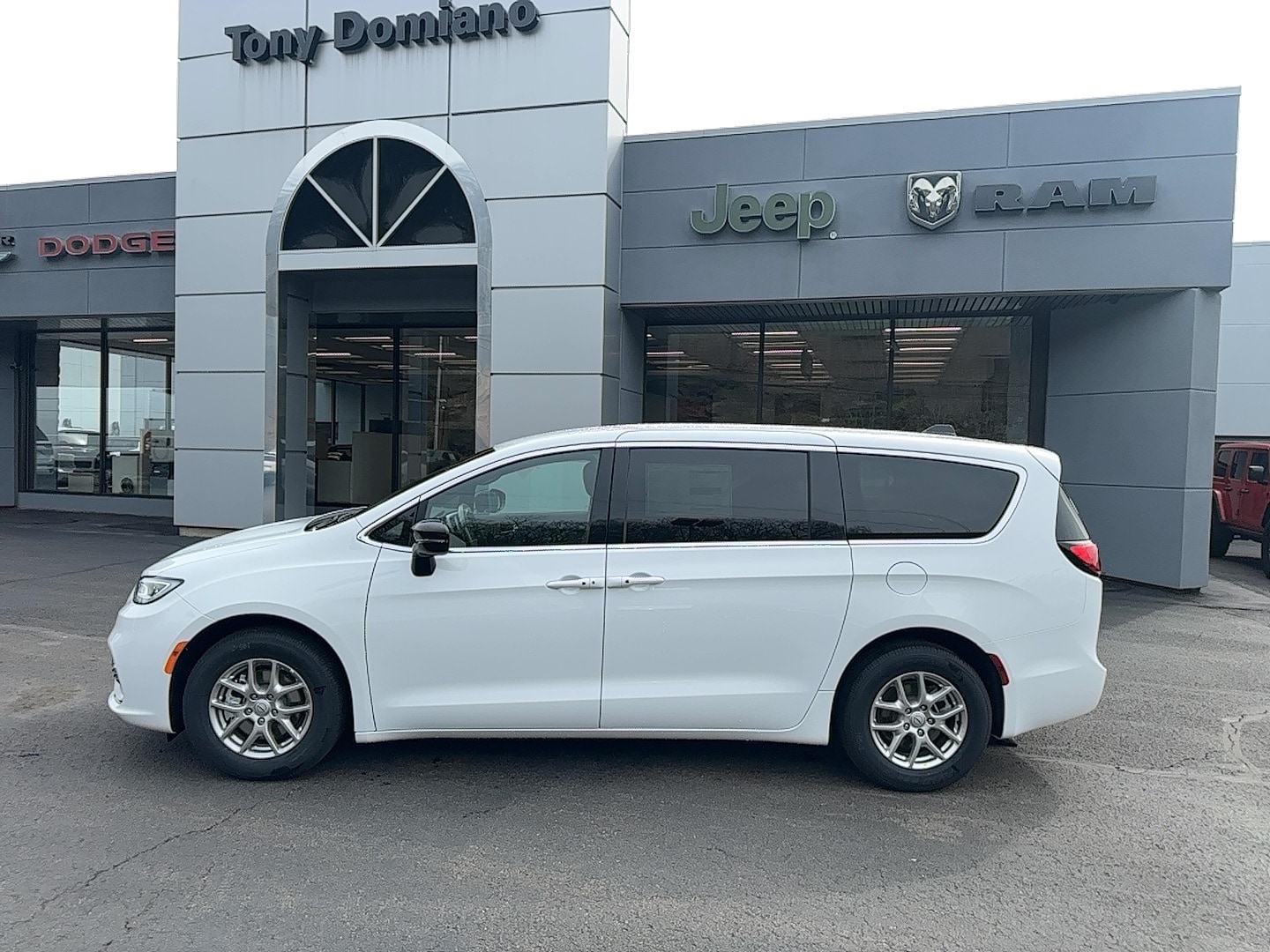 2026 Chrysler Pacifica