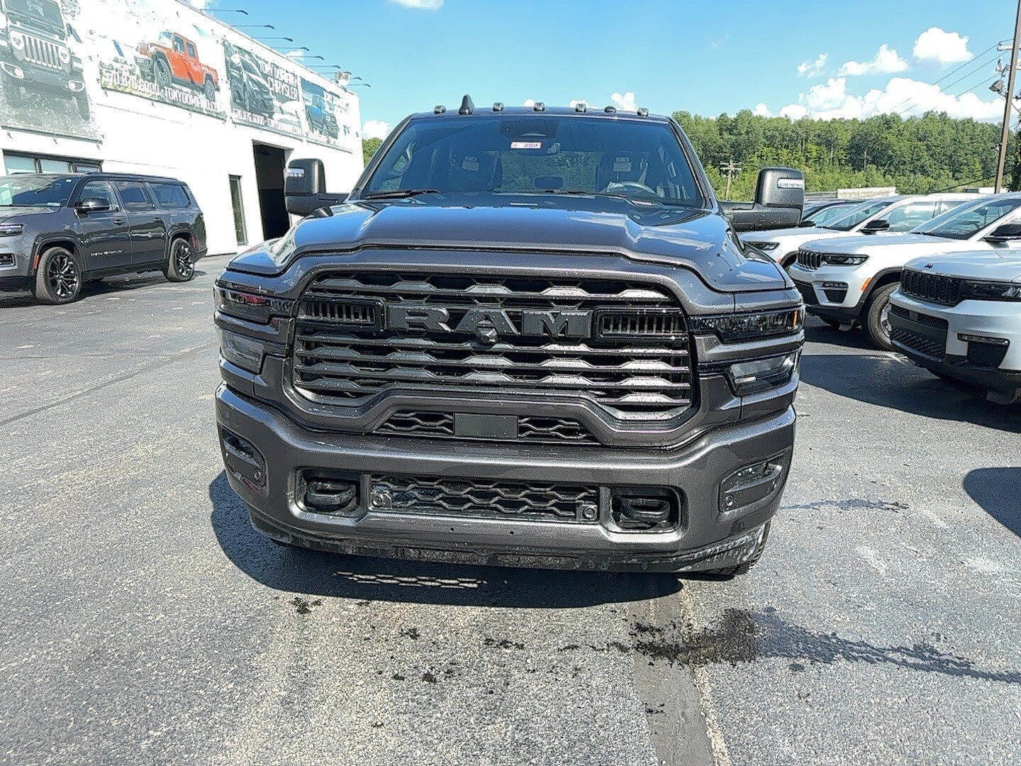 2026 Ram 1500 Laramie photo 3