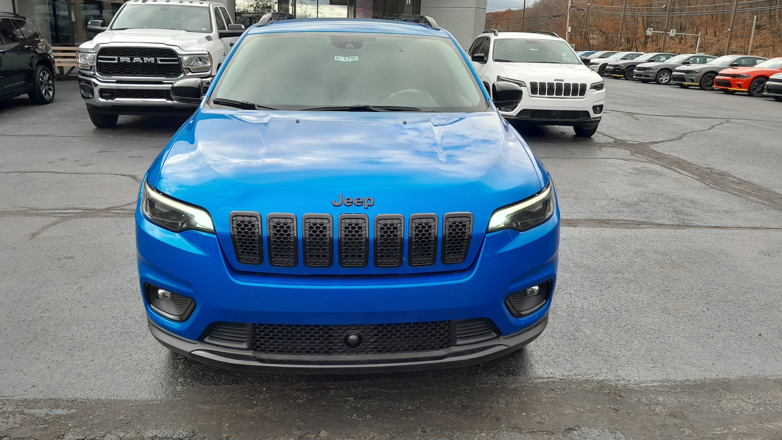 Used 2023 Jeep Cherokee Altitude Lux with VIN 1C4PJMMB9PD107730 for sale in Scranton, PA