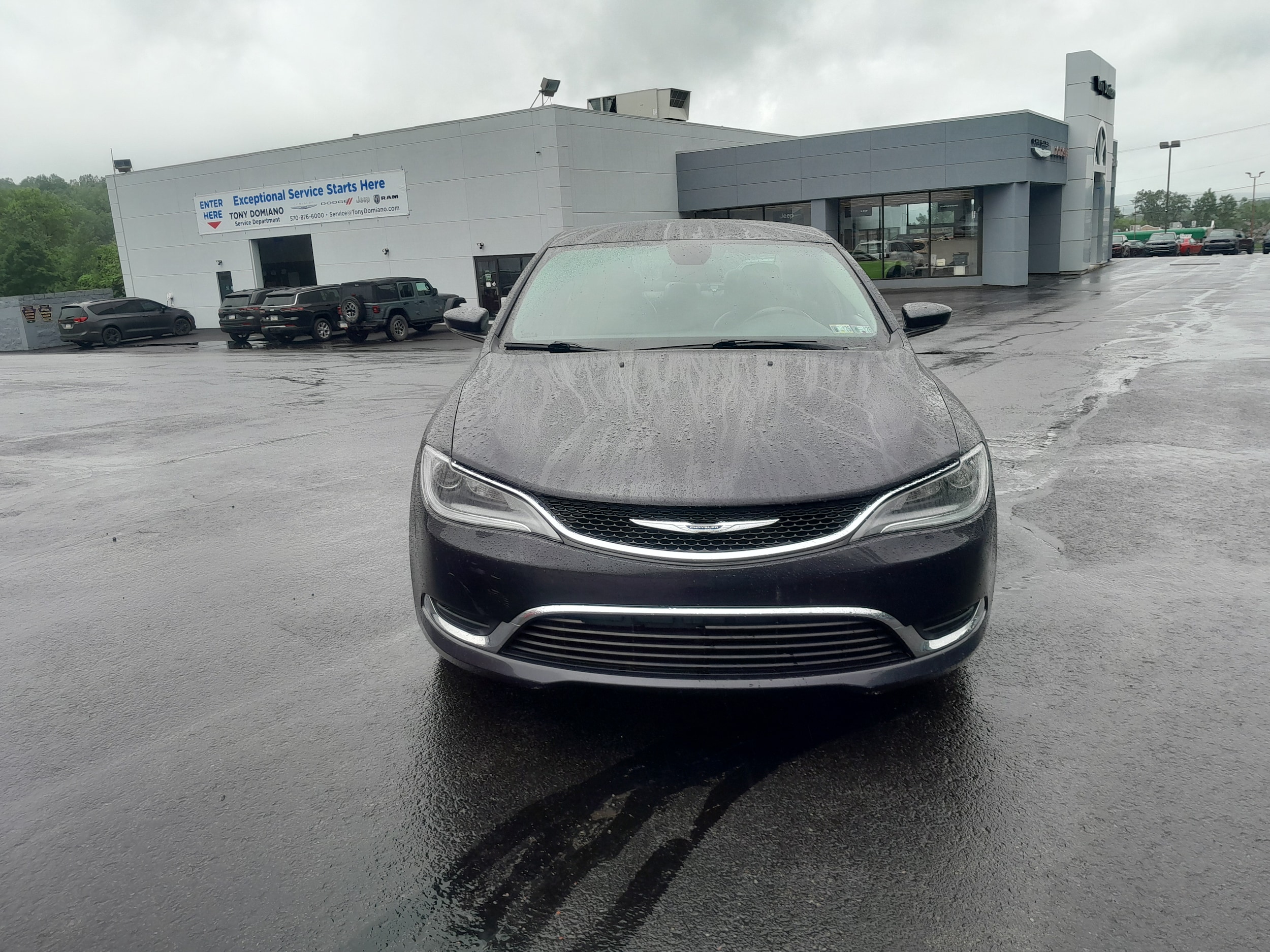 Used 2017 Chrysler 200 Limited with VIN 1C3CCCAB2HN505322 for sale in Scranton, PA