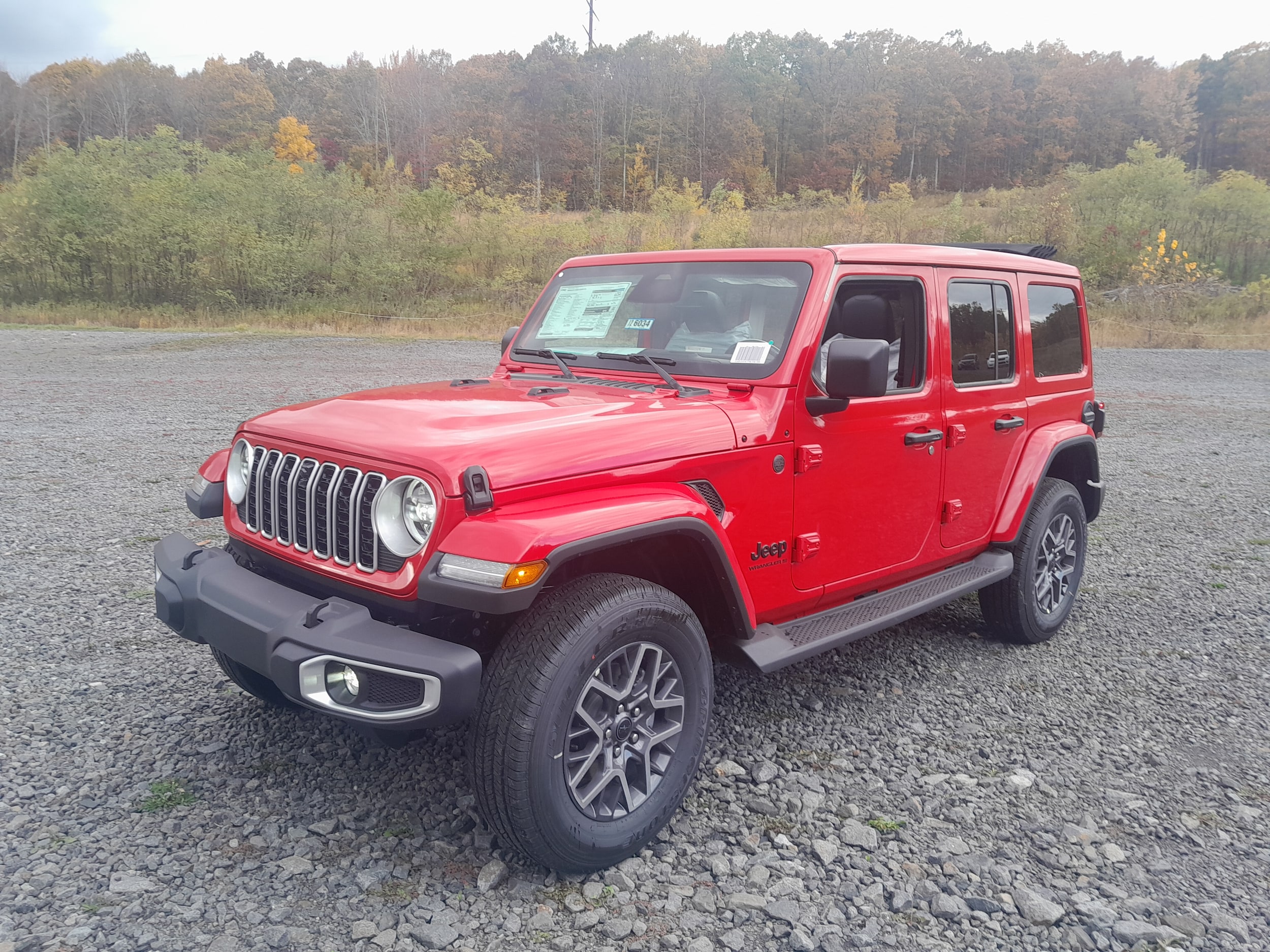 2026 Jeep Wrangler 4-Door Sahara's photo