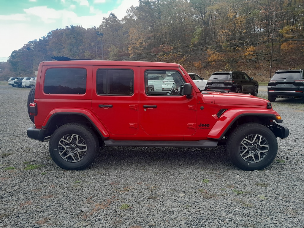 New 2026 Jeep Wrangler Sahara Sport Utility