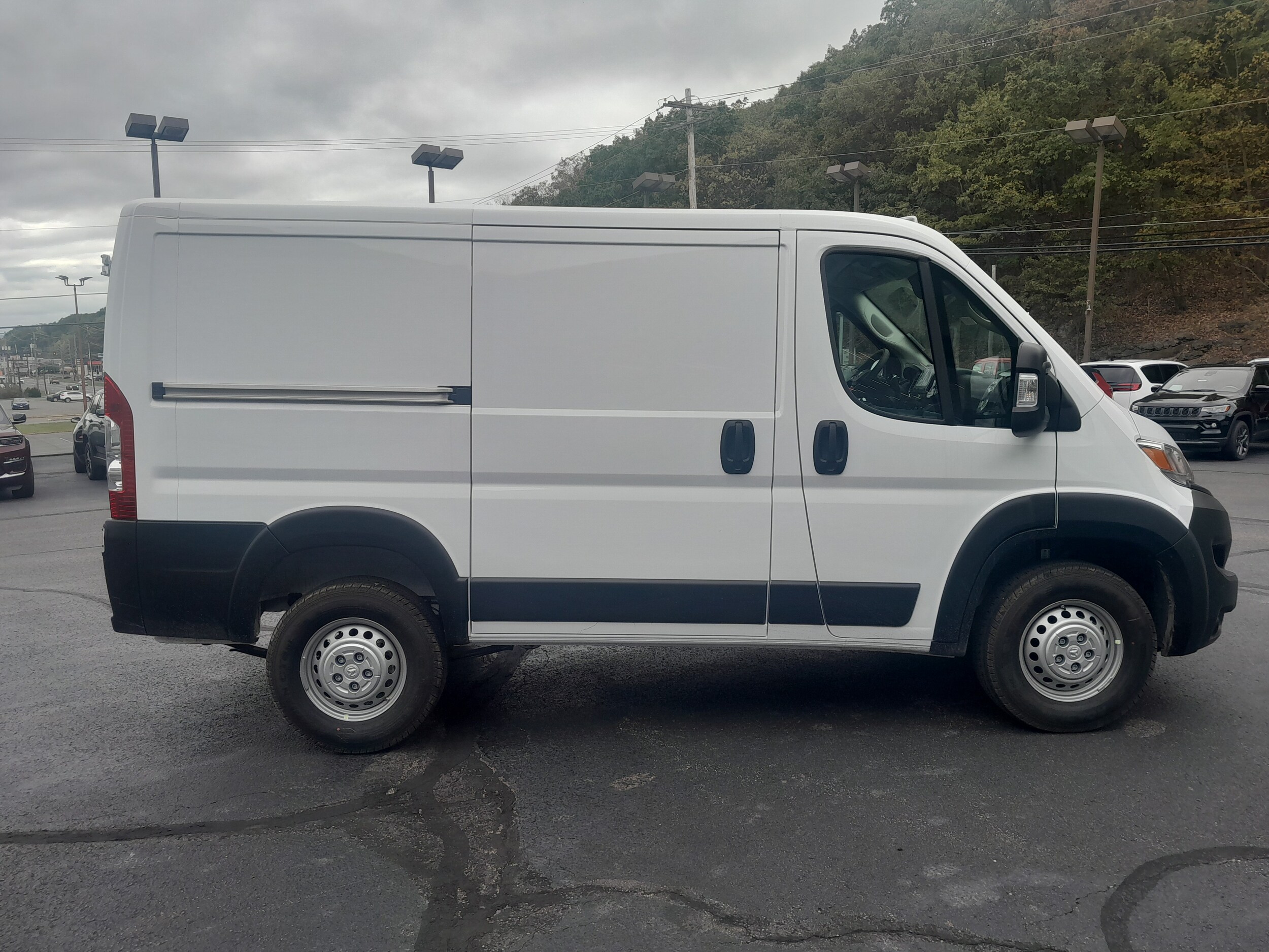 2026 Ram ProMaster 1500 photo 4