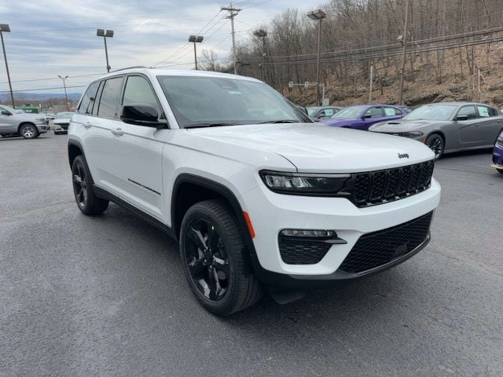 New 2024 Jeep Grand Cherokee LIMITED 4X4 For Sale Canandaigua NY