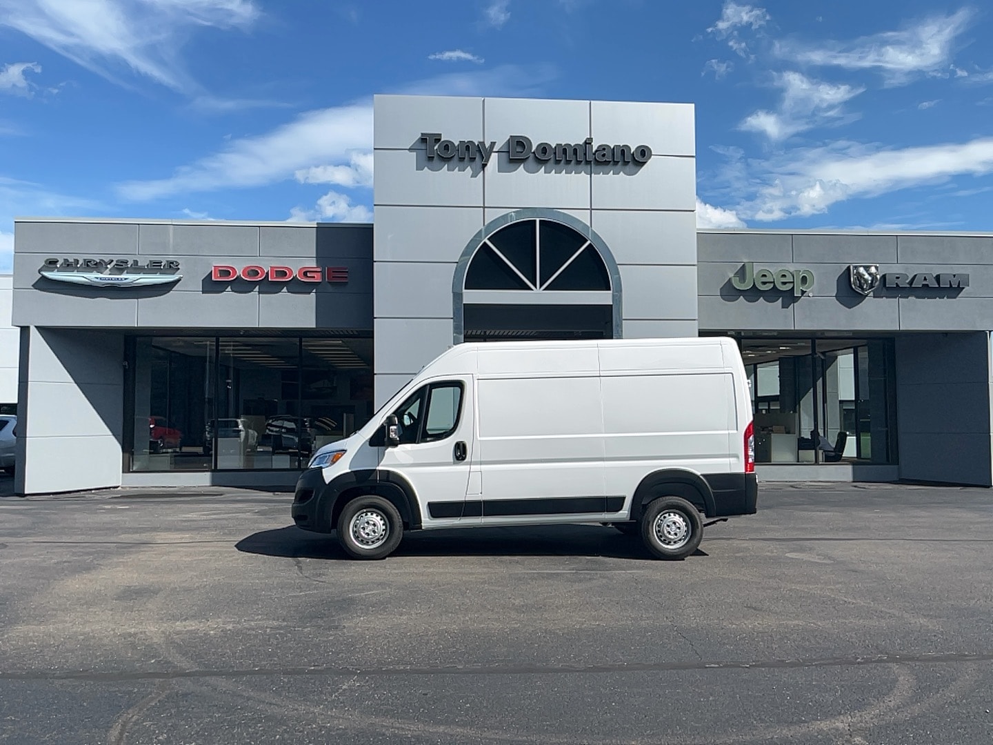 2026 RAM ProMaster Cargo Van Tradesman