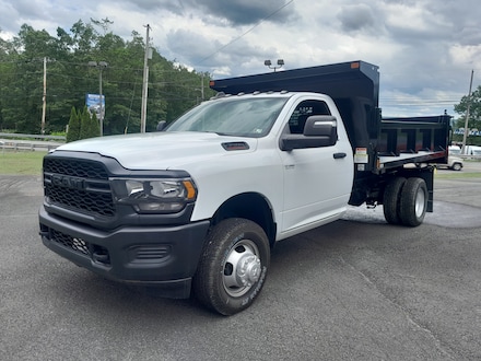 2023 Ram 3500 Chassis Cab Tradesman/SLT Truck Regular Cab