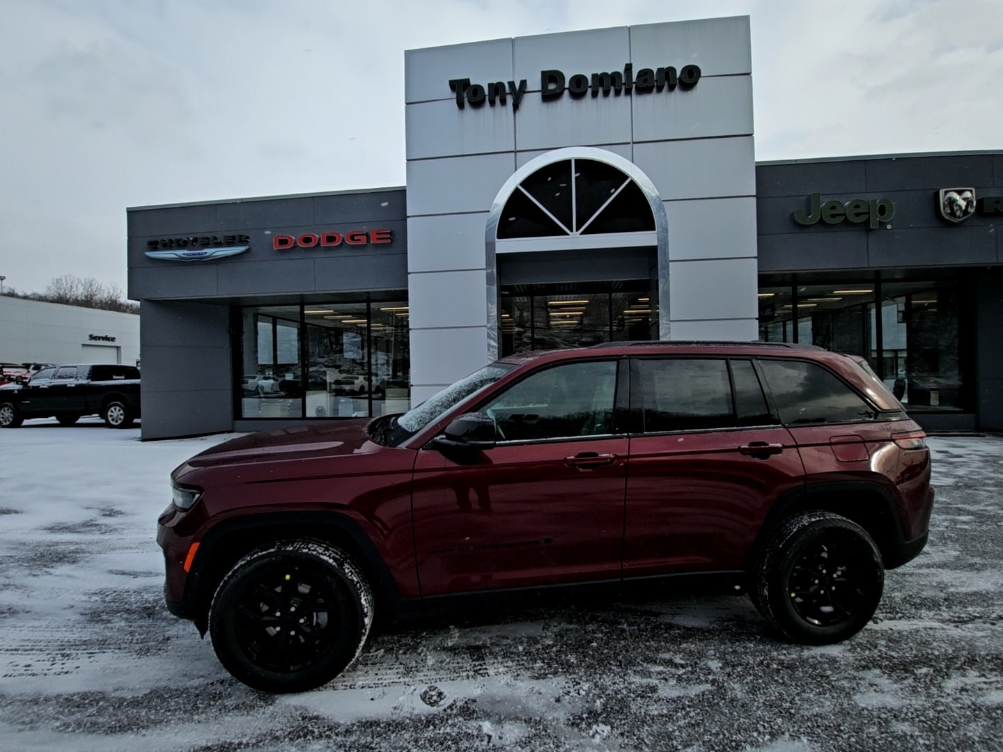 2025 Jeep Grand Cherokee Altitude's photo