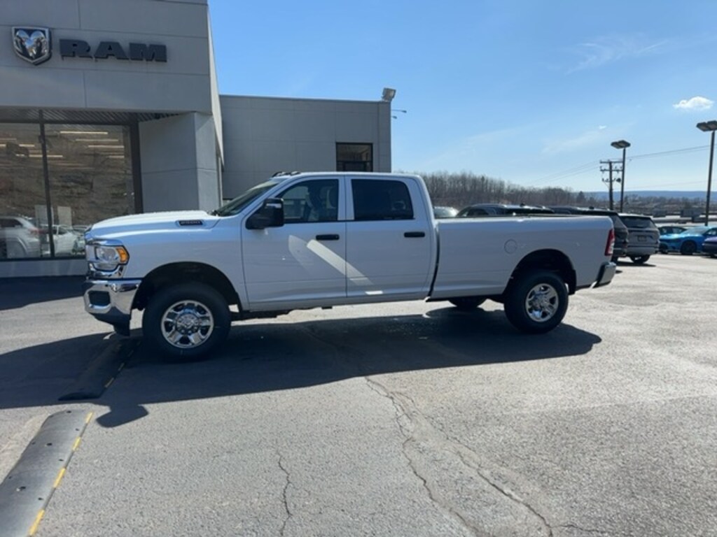 New 2024 Ram 2500 TRADESMAN CREW CAB 4X4 8' BOX For Sale Canandaigua NY
