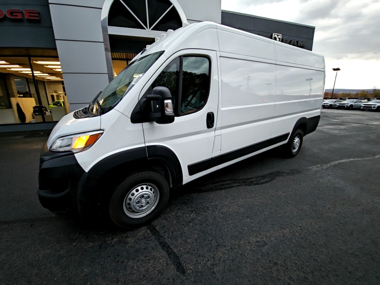 2026 Ram ProMaster 3500 photo 2